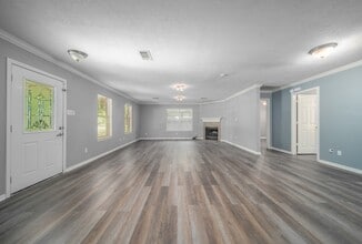 Building Photo - 327 Chateau Woods Pkwy Dr