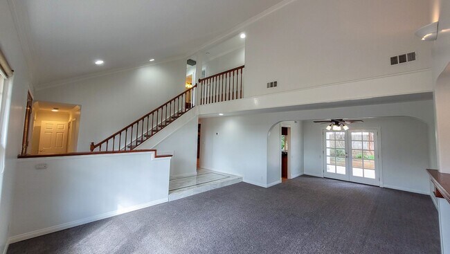 Building Photo - NOW AVAILABLE!! Gorgeous Two Story 3 Bedroom 3 Bath Perfect for Working From Home and Entertaining!