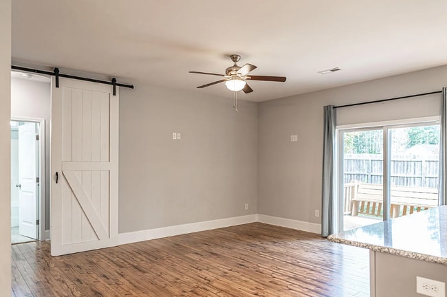 Building Photo - 2 Sawmill Ct