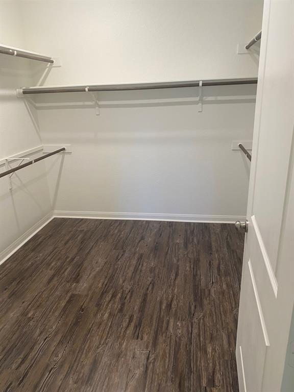 Building Photo - 616 Sixpence Ln