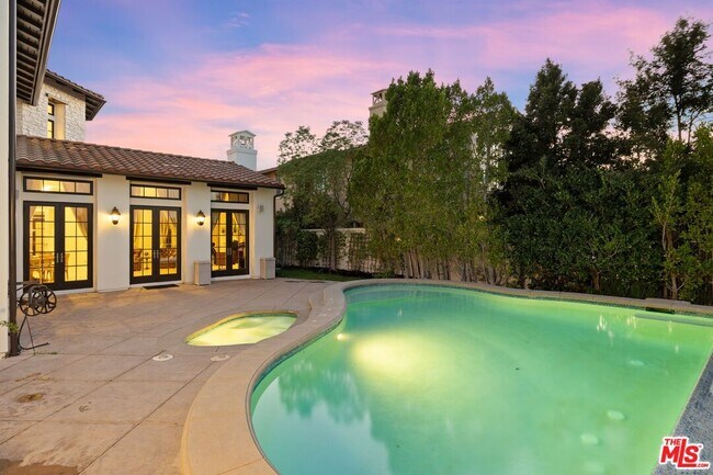Building Photo - 25561 Prado De Oro