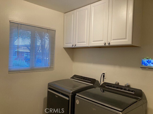 Building Photo - 25042 Armagosa Dr