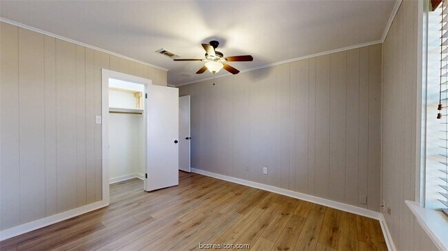 Building Photo - 8251 W Sh-21