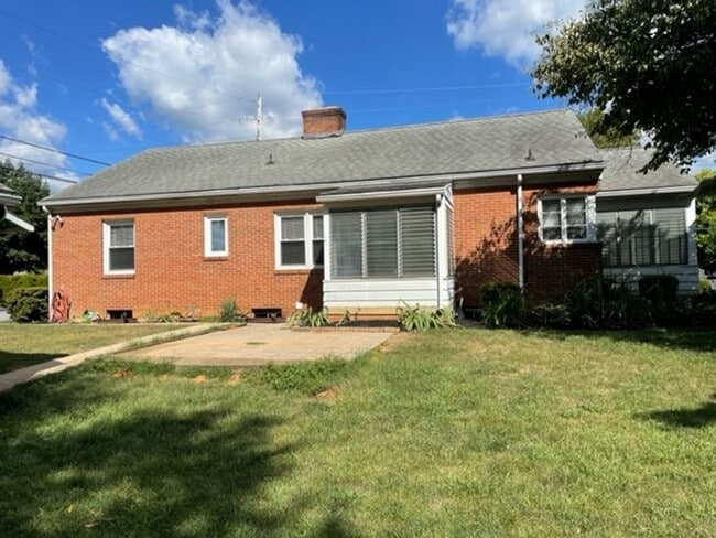 Building Photo - Ranch Single Family House For Rent In Cumb...