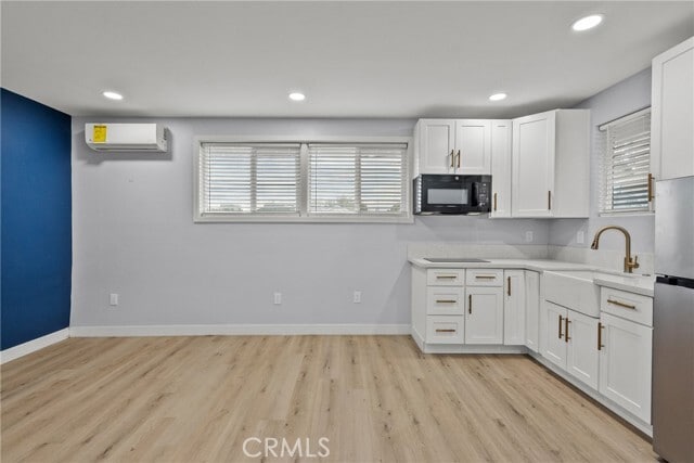 Building Photo - 10144 Gaviota Ave