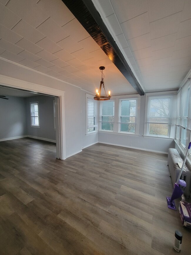 Building Photo - 417 Beaver St