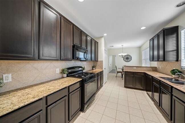 Building Photo - 8239 Nagy Hill St