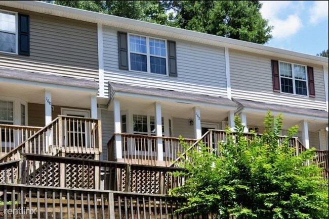 Building Photo - 2 br, 1.5 bath Condo - 162 Oxbo Rd