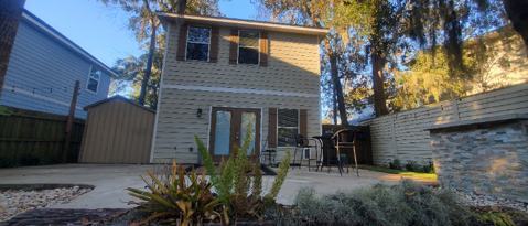 Building Photo - 76 Beacon Point Dr