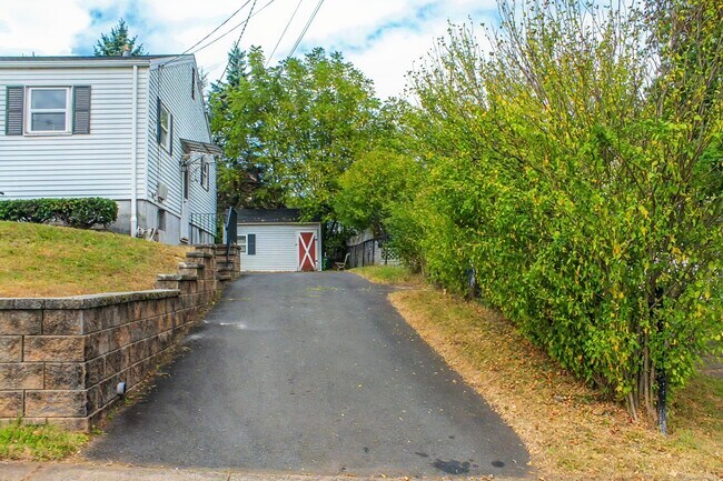 Building Photo - 208 Buena Vista Ave