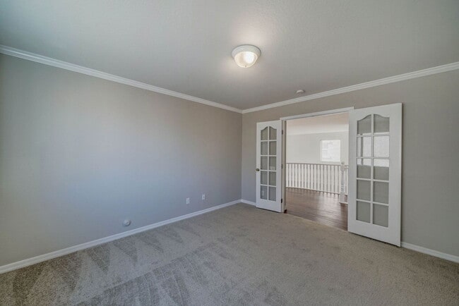 Building Photo - 2143 W Marconi Ave