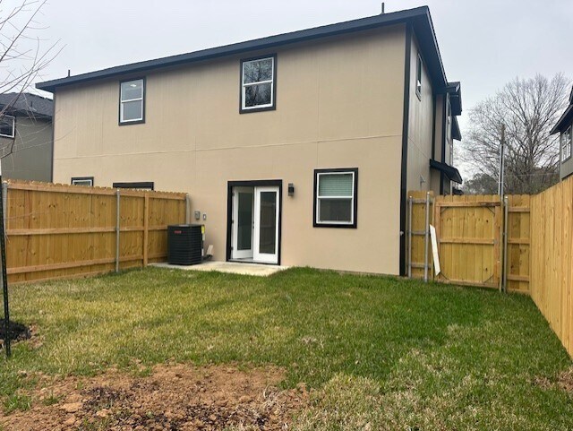 Building Photo - 161 S 10th St