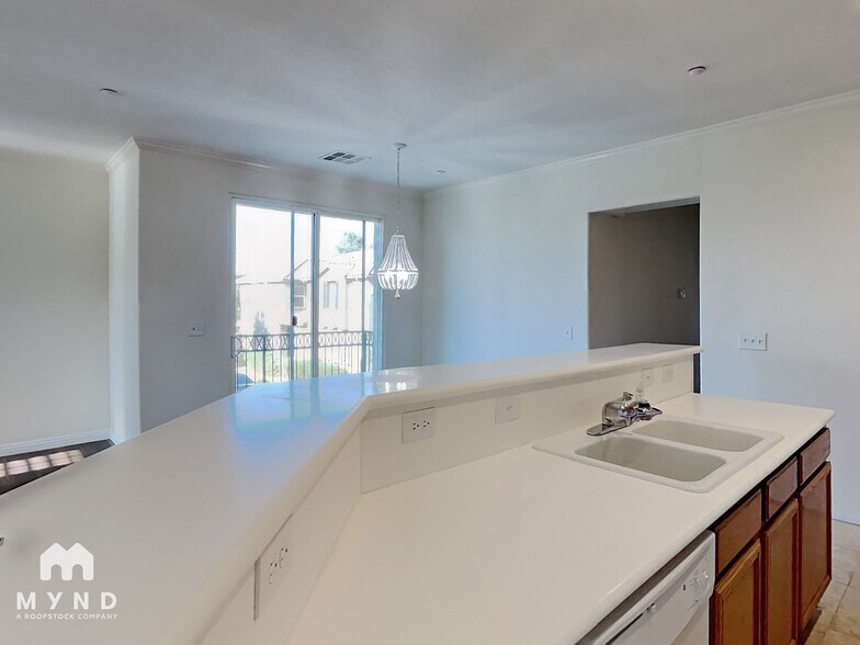 Building Photo - 495 Westminster Hall Ave