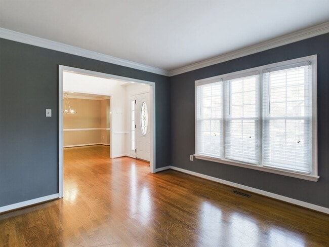 Building Photo - 2824 Hampton Woods Dr