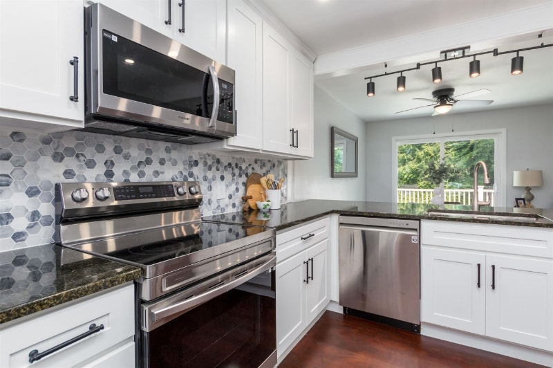 Building Photo - 180 Gazo Ave