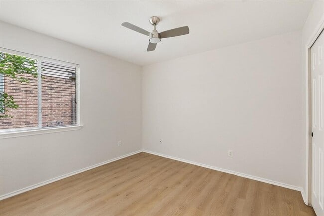 Building Photo - 437 Sweet Leaf Ln