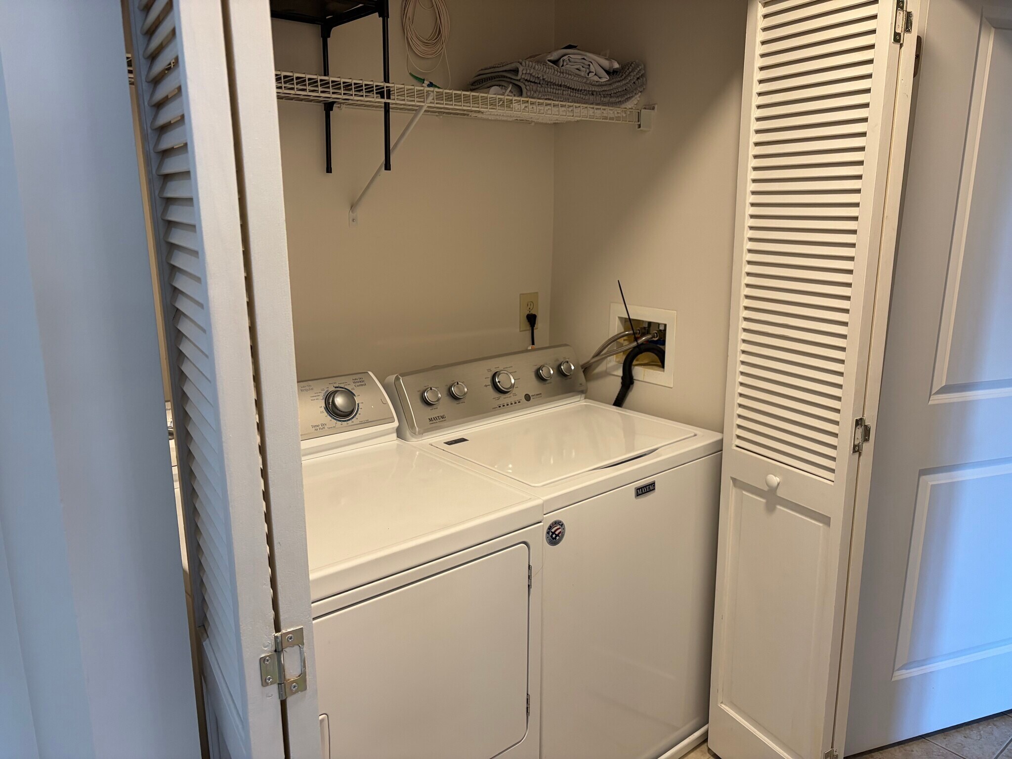 Building Photo - 2665 Prosperity Ave