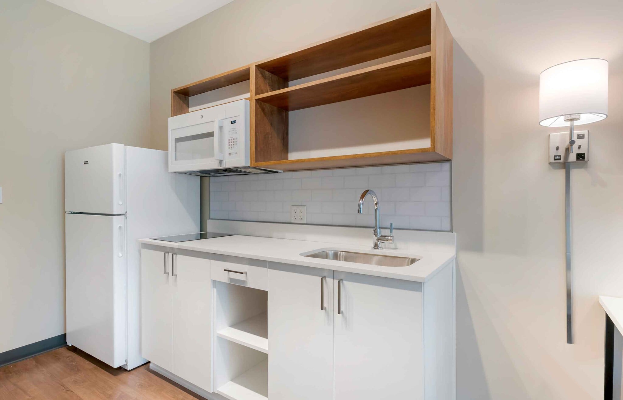 Building Photo - Furnished Studio-Orlando - Sanford