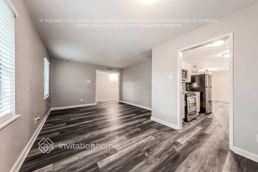 Building Photo - 2709 Clover Valley Dr