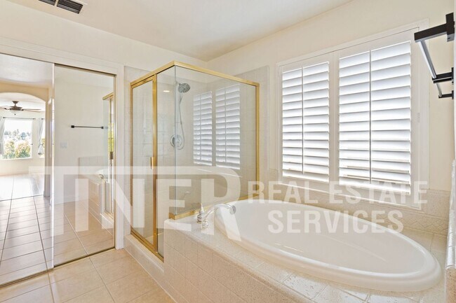 Building Photo - 1397 Haddington Dr