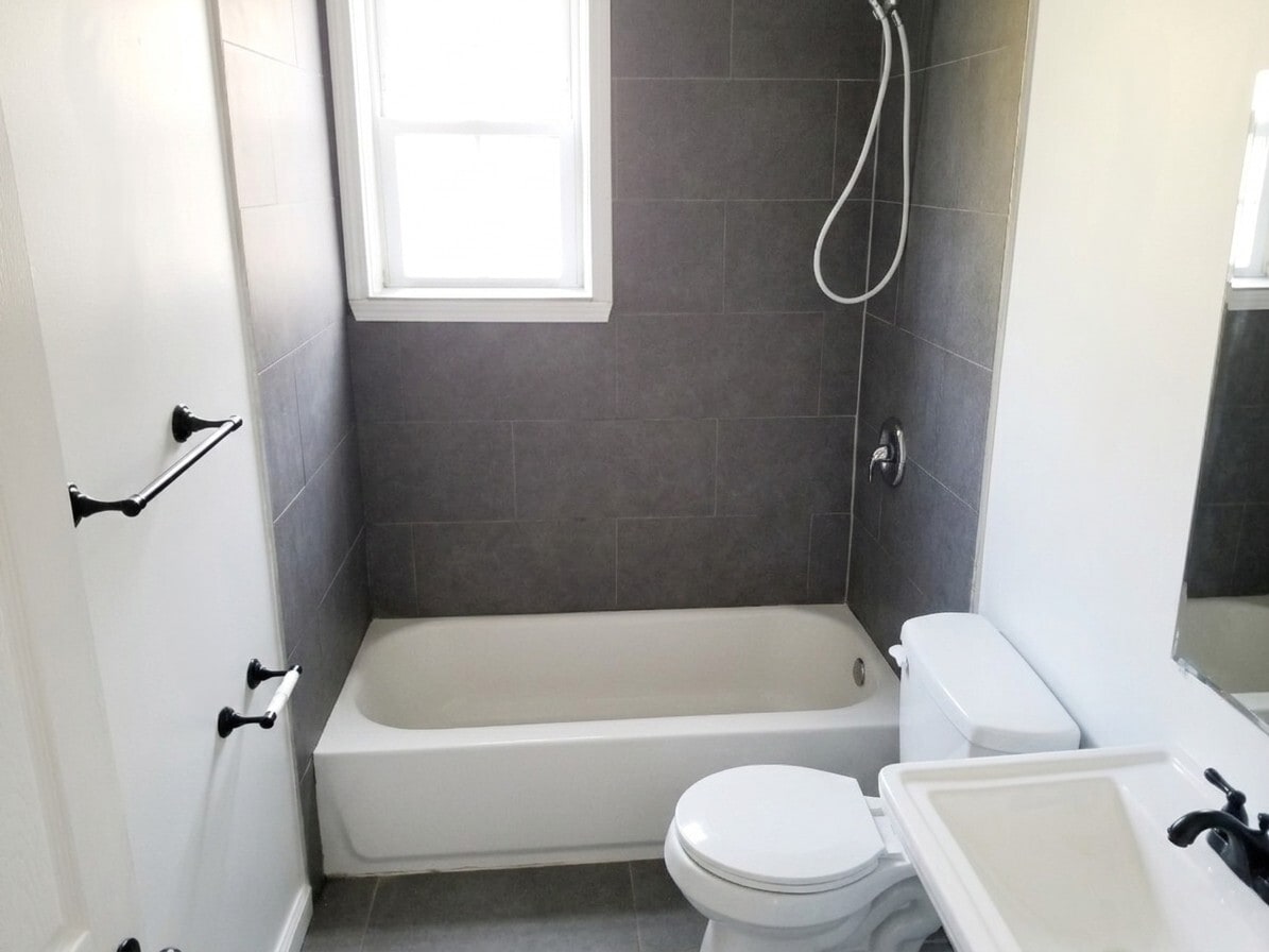 Updated Bath - 17 Old Allamuchy Rd