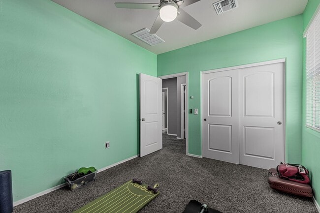 Building Photo - 5 Bedroom home in Maricopa