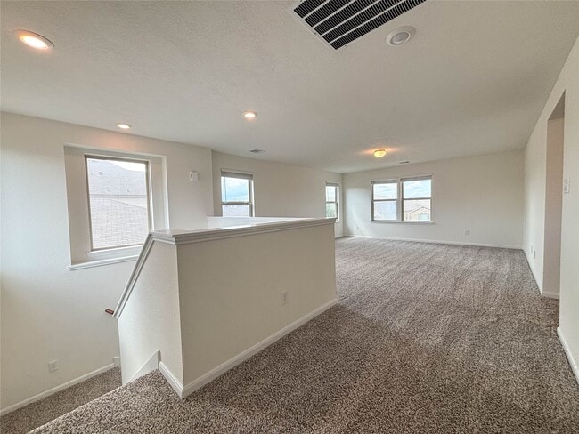 Building Photo - 2527 Boxwood Park