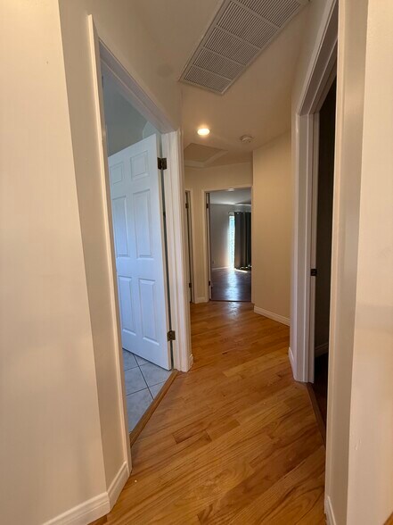 Building Photo - 2446 S Centinela Ave