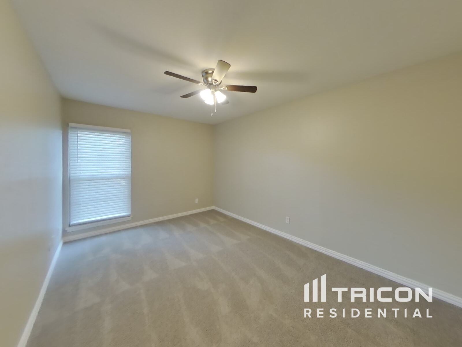 Building Photo - 496 Justice Dr