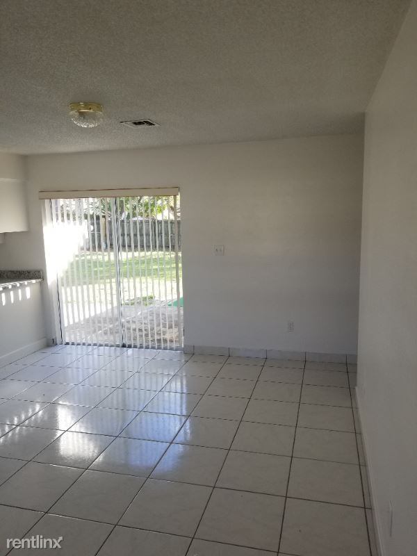 Building Photo - 3 br, 2 bath House - 7424 Portside Ct