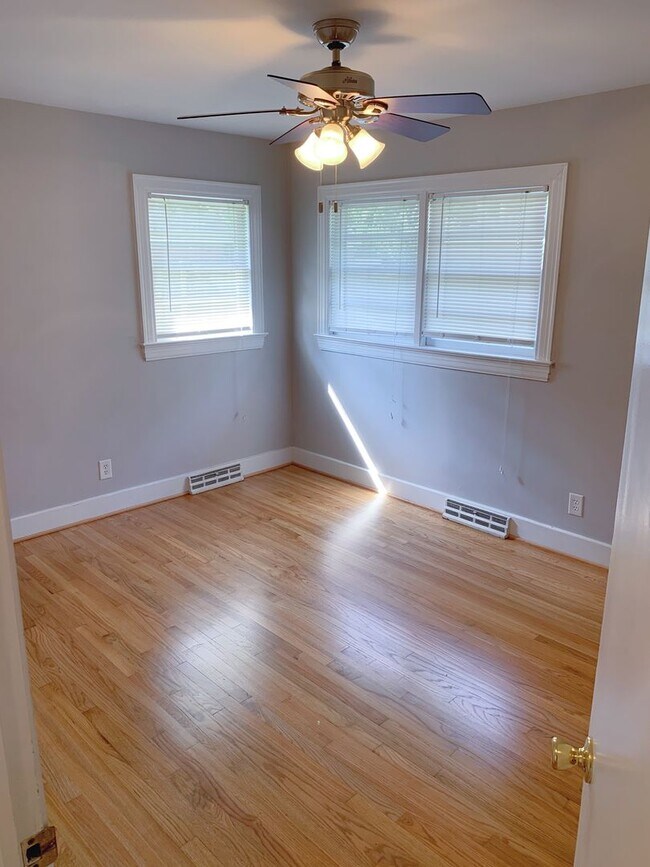 Building Photo - 105 Stancil Dr.