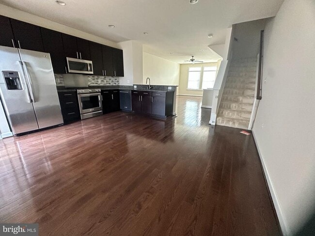 Building Photo - 20800 Duxbury Terrace