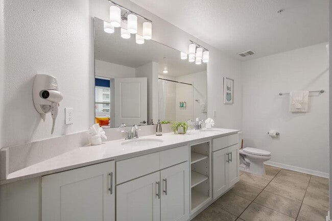 Building Photo - 3191 Paradox Cir