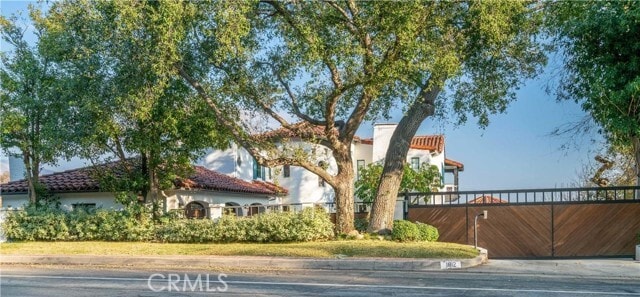 Building Photo - 1812 Linda Vista Ave