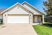 Building Photo - 6102 Milliken Bend