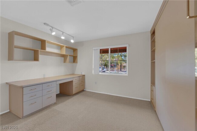 Building Photo - 9013 Litchfield Ave