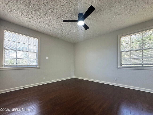 Building Photo - 1239 Glen Laura Rd