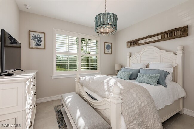 Building Photo - 267 Tamarindo Ln