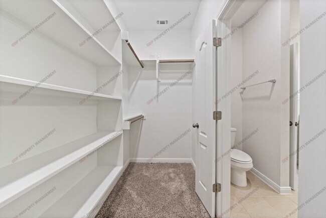 Building Photo - Spacious 4-Bedroom Home – Troy ISD! $500 o...