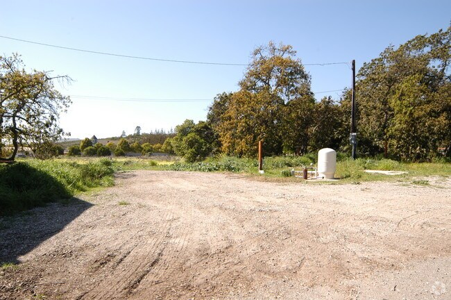 Building Photo - 226 Orange Grove Ave