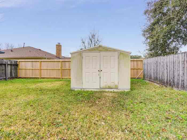 Building Photo - 3705 Downing Cir
