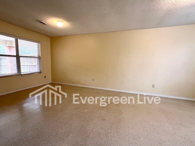 Building Photo - 107 Aleron Ct