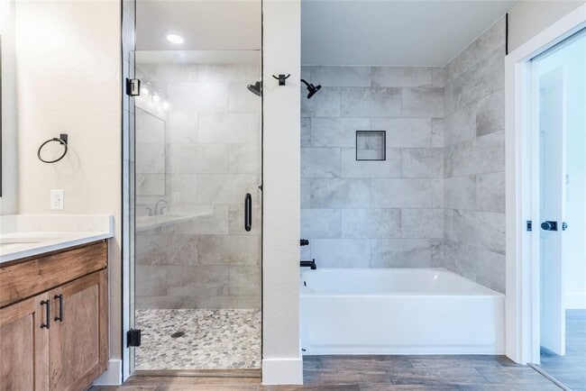 Building Photo - 3702 Tower View Ct