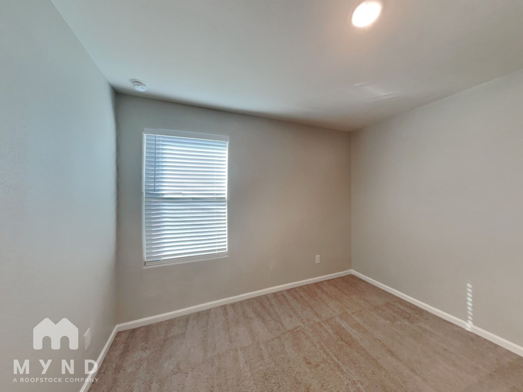 Building Photo - 2060 E Velvet Pl