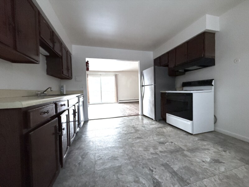 Building Photo - 6007 Oran Ave