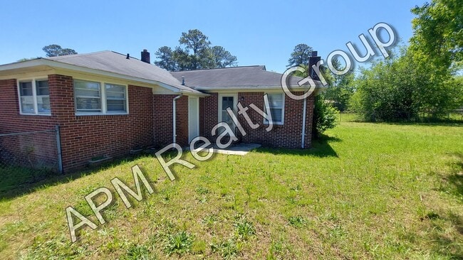 Building Photo - 1615 S Beltline Blvd