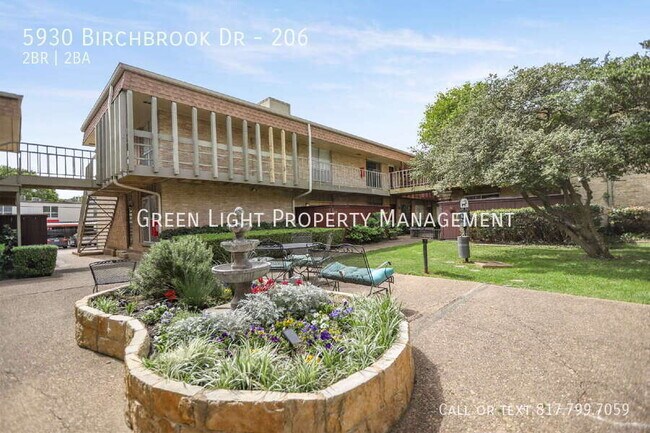 Building Photo - 5930 Birchbrook Dr