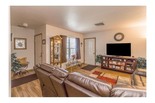 Building Photo - Lakewood Village Apartments