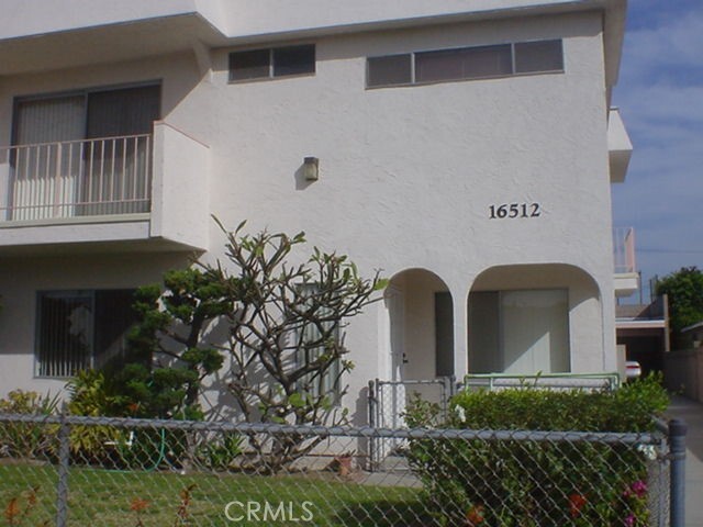 Primary Photo - 16512 Brighton Ave
