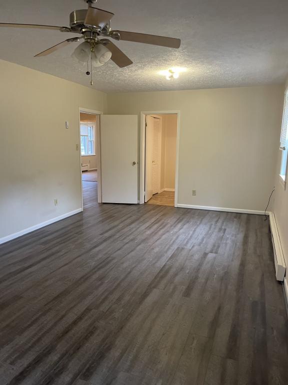 Building Photo - 891 N 4th St